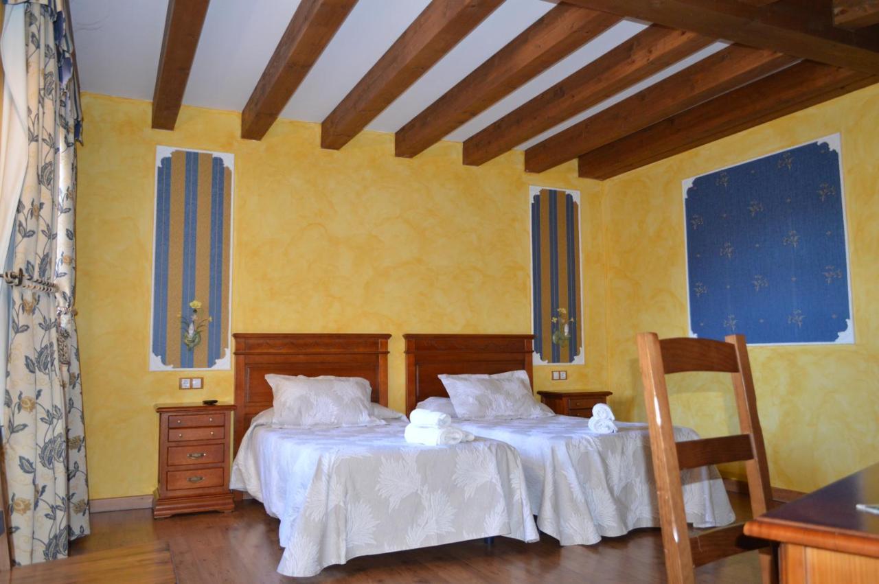 Hotel Rural El Marques Saldaña エクステリア 写真
