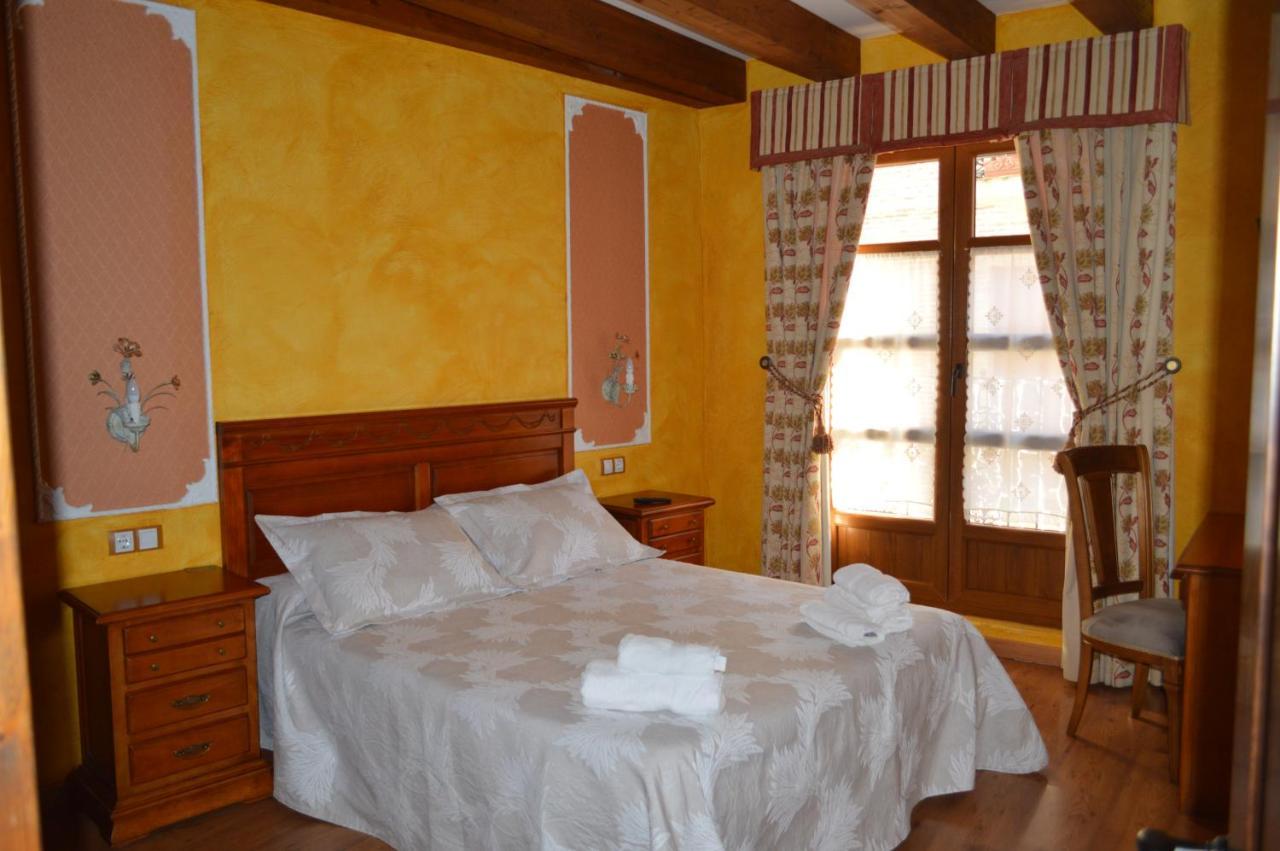Hotel Rural El Marques Saldaña エクステリア 写真