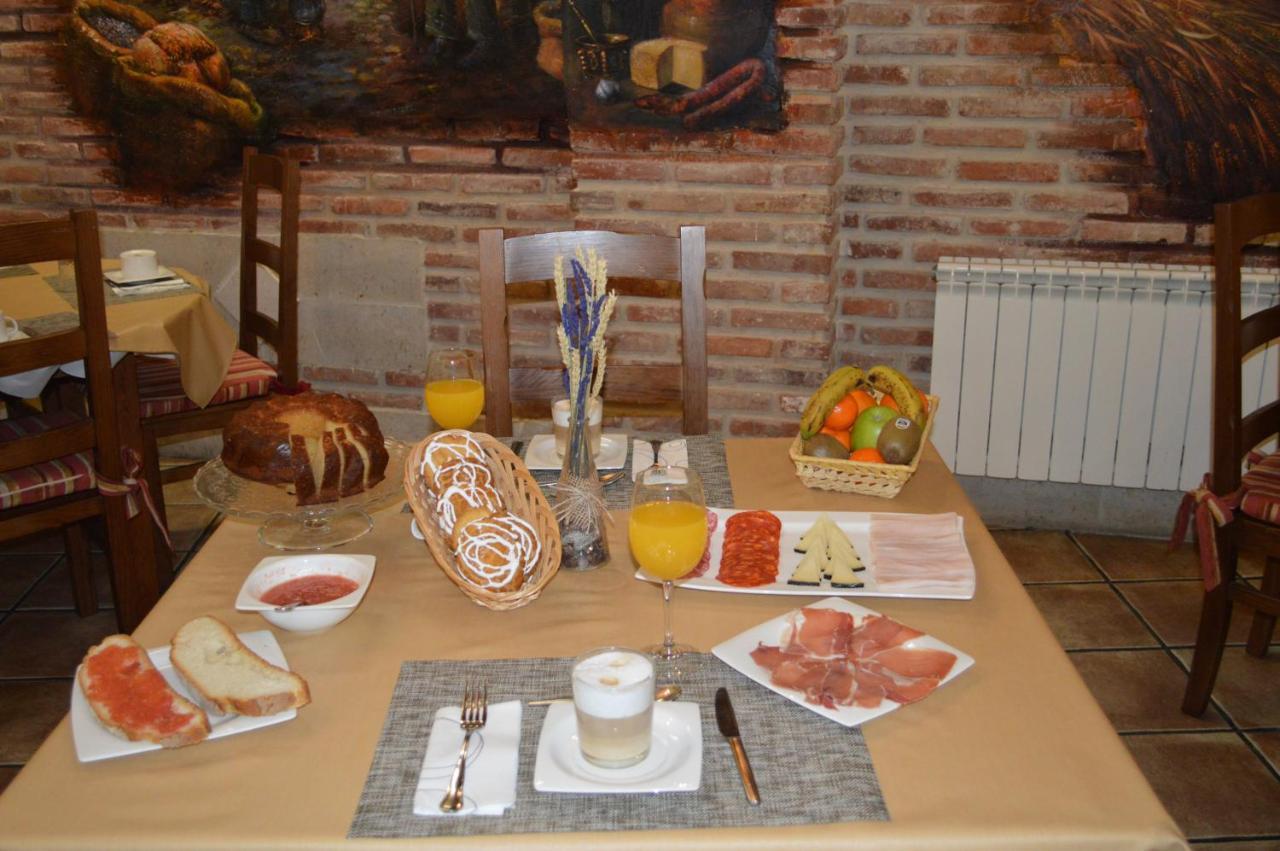 Hotel Rural El Marques Saldaña エクステリア 写真